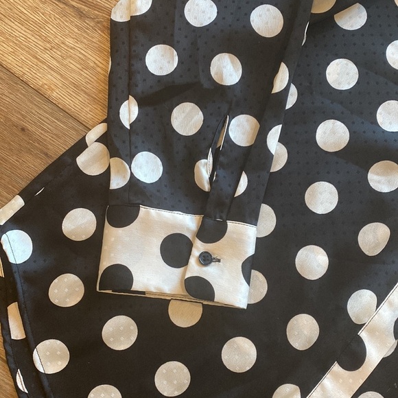 NWOT Chicos Silk Blouse - Picture 6 of 9